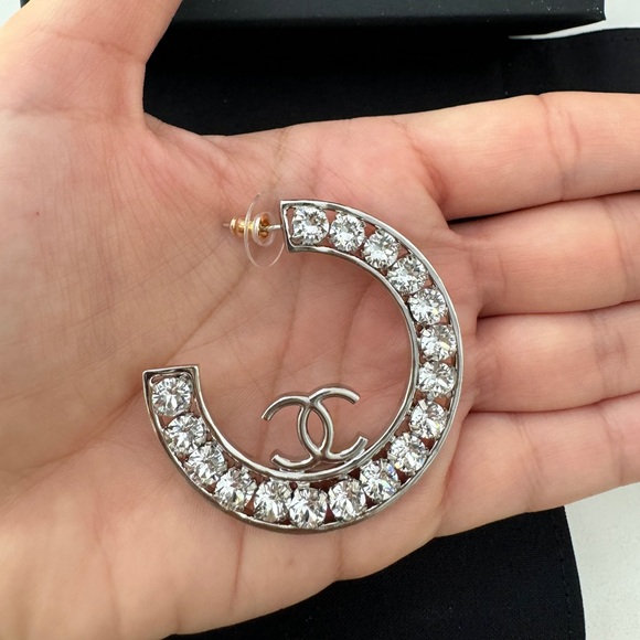 23A CHANEL SILVER CC LOGO LARGE CRYSTALS CRYSTAL METAL XL HOOP HOOPS EARRINGS - Picture 14 of 16